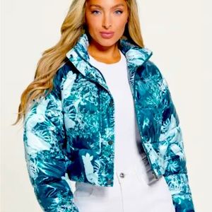 Guess-puffer jacket brand new!